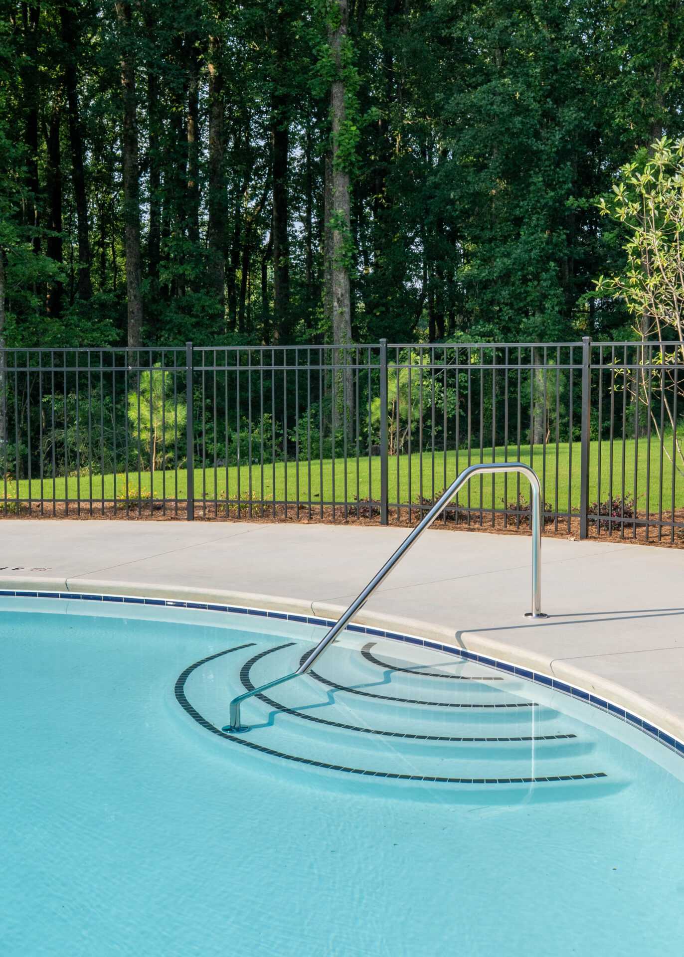 Resort-style community pool built by Robert Long Construction at Grandview on Lanier